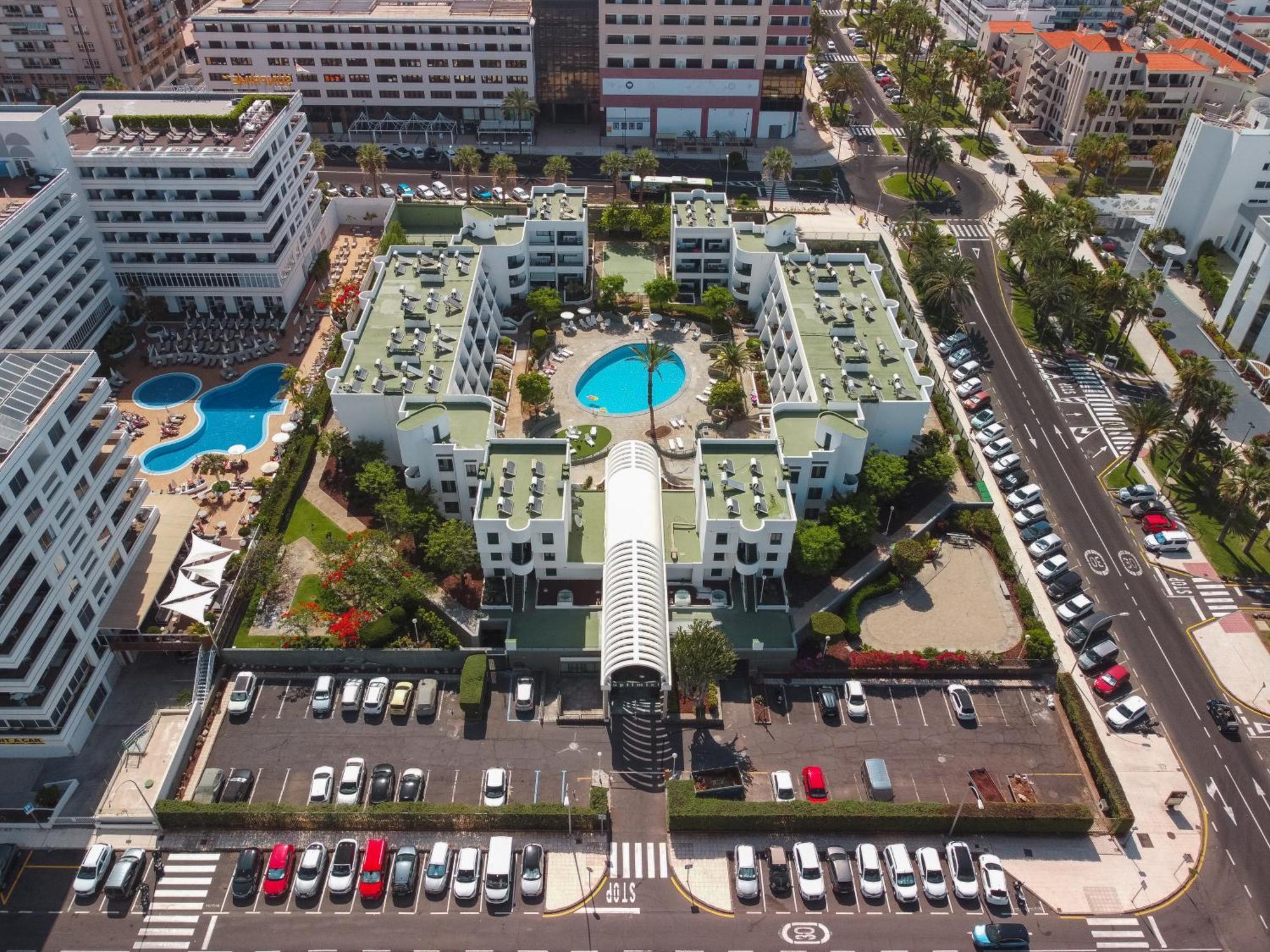 Go2Tenerife Apart Sira Family, Pool & Beach Playa de las Americas  Esterno foto